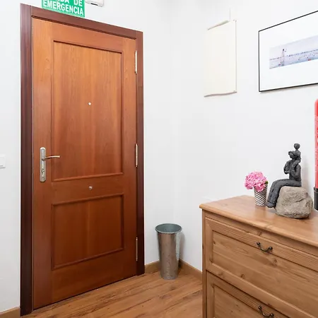 Atico Columbus * Luanco