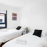Atico Columbus Апартаменты Луанко