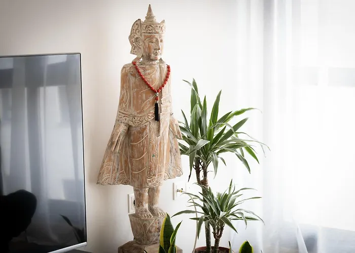 Atico Columbus Luanco